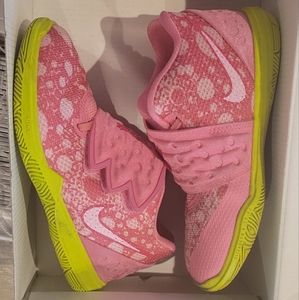 Kyre Patrick's SpongeBob edition NIKE